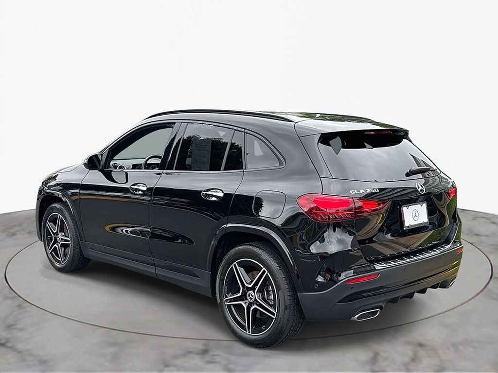 Thumbnail: 2025 Mercedes-Benz GLA - 11