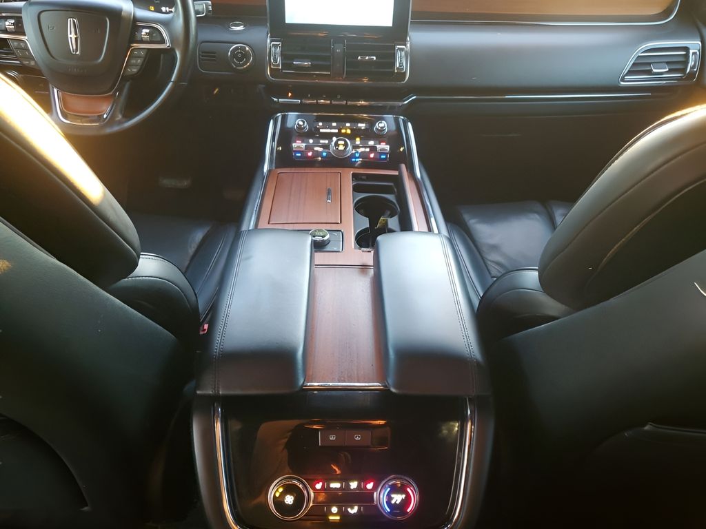 Used Car 2018 Lincoln Navigator  Reserve For Sale Under $25,000 In Austin, Texas