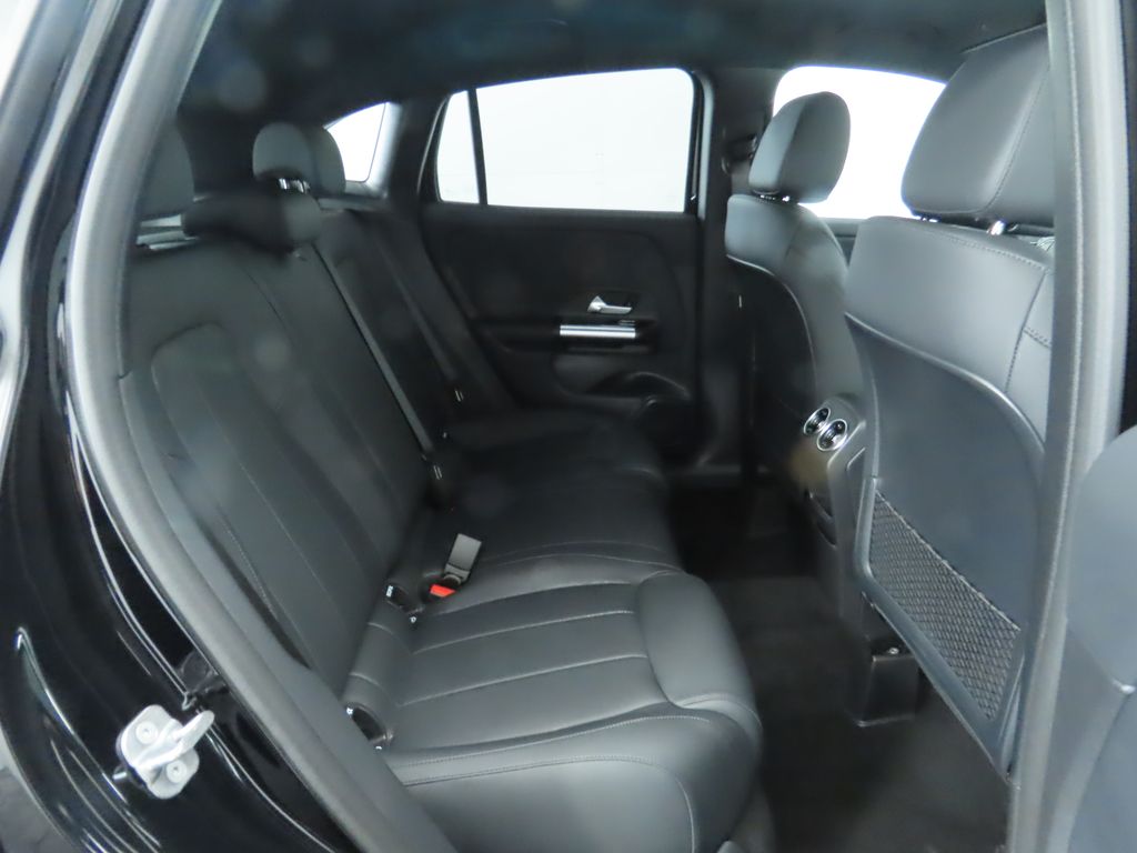 Thumbnail: 2025 Mercedes-Benz GLA - 22