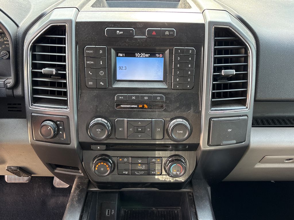 Used 2018 Black Ford  image 24