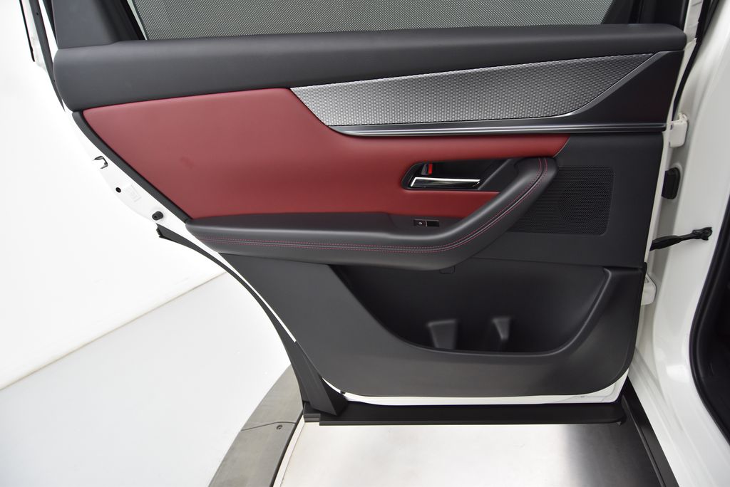 2025 Mazda CX-70 PHEV Premium Plus photo