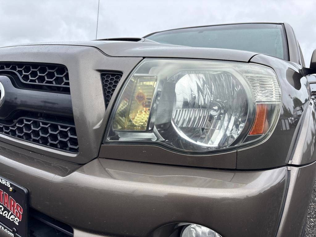 2011 Pyrite Mica Toyota Tacoma Base 4X4 Truck