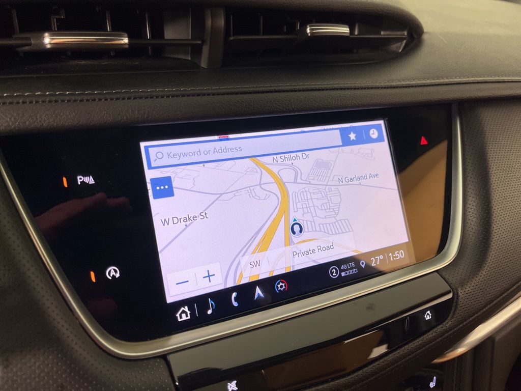 Thumbnail: 2023 Cadillac XT5 - 31