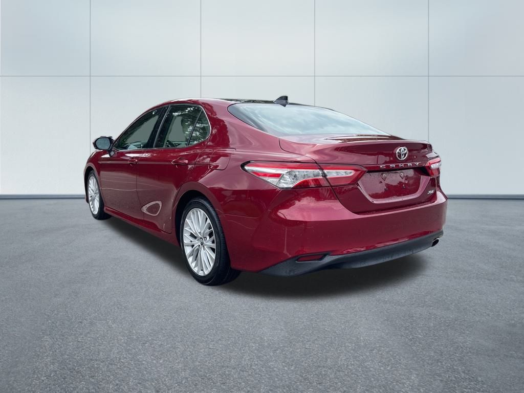 Camry L