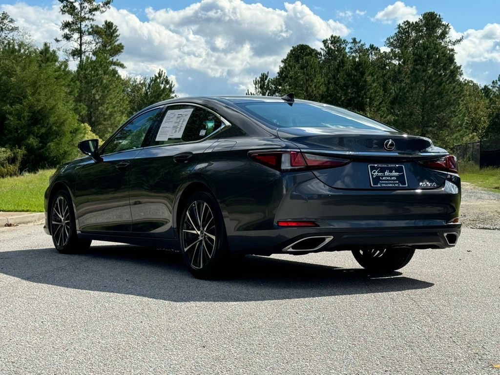 2022 Lexus ES 350 11