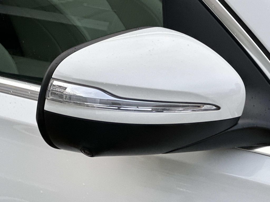 Thumbnail: 2024 Mercedes-Benz GLS - 19