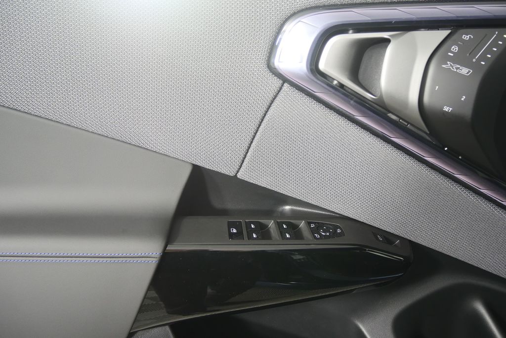 Thumbnail: 2026 BMW X3 - 8