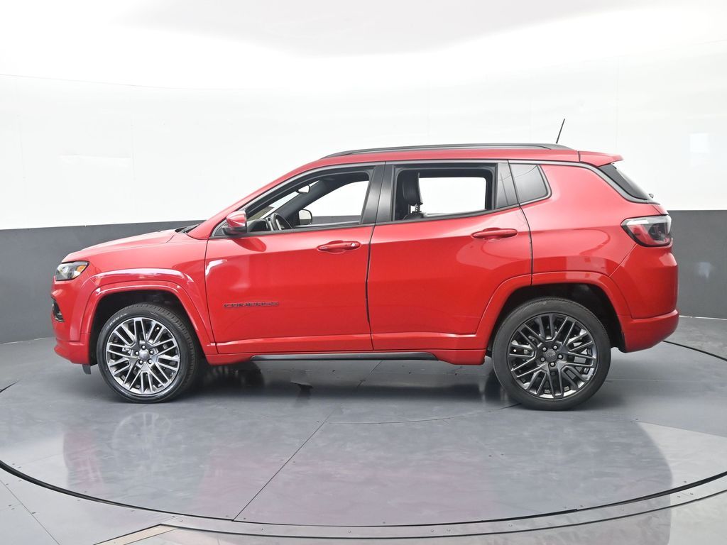Used 2022 Redline Pearlcoat Jeep High Altitude image 3