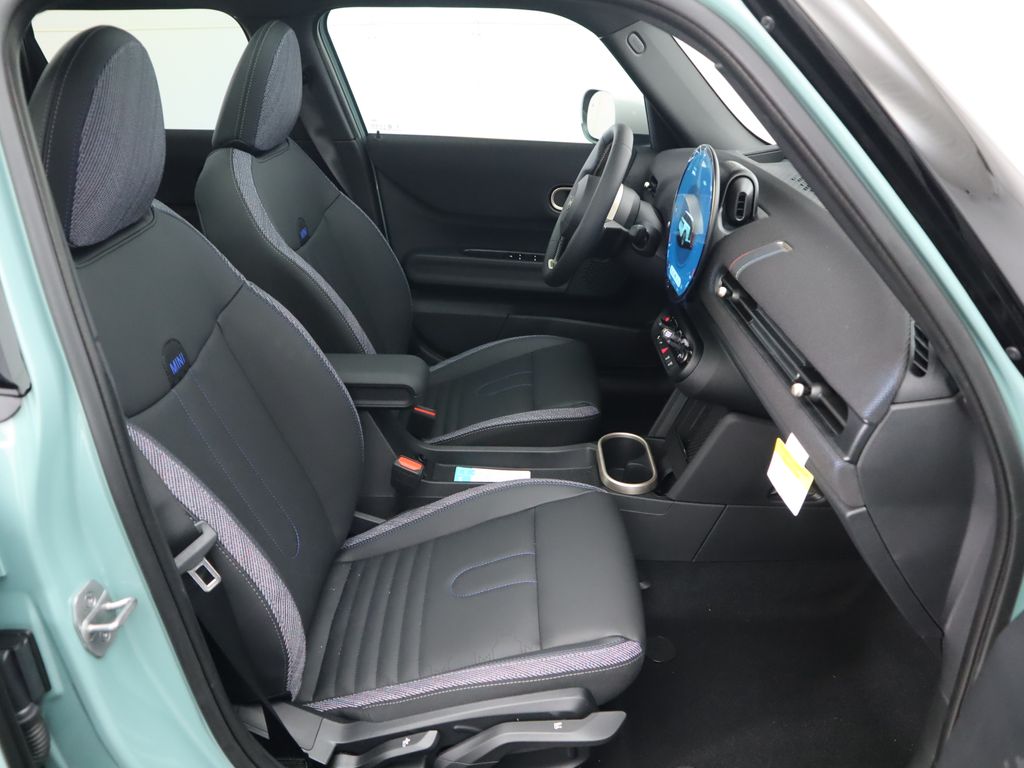 Thumbnail: 2026 MINI Cooper - 22