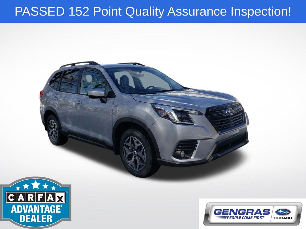 Ice Silver Metallic 2023 Subaru Forester Premium Crossover AWD SUV / Crossover All-Wheel Drive Continuously Variable Transmission
