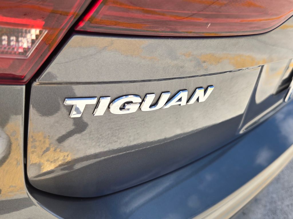 2021 Volkswagen Tiguan - $14,900