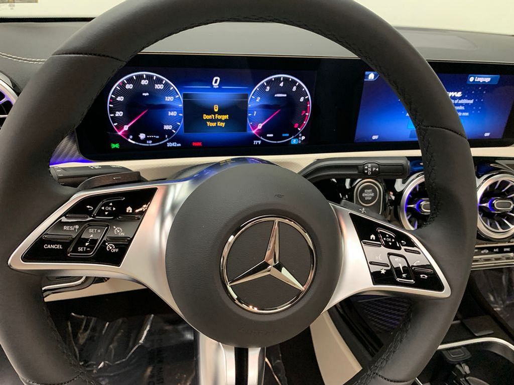 2025 Mercedes-Benz CLA 250 27