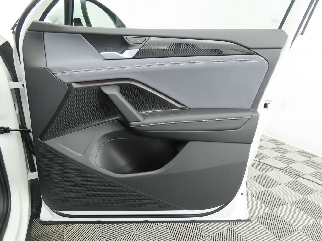 Thumbnail: 2025 Volkswagen Tiguan - 26