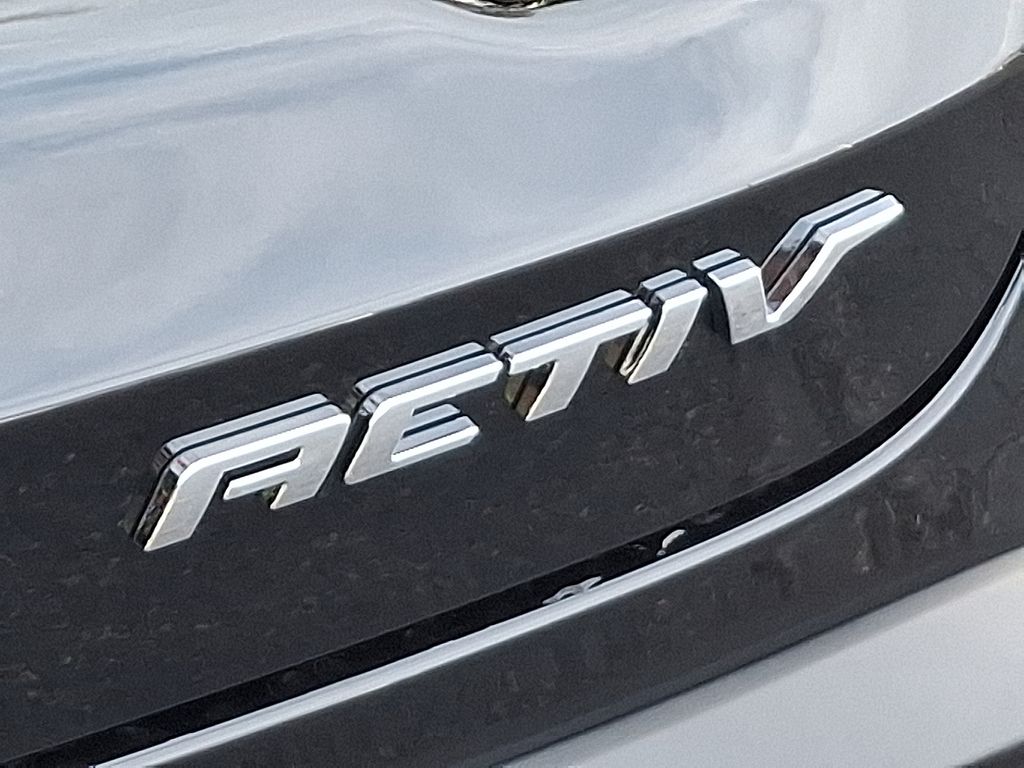 Thumbnail: 2025 Chevrolet Trax - 6
