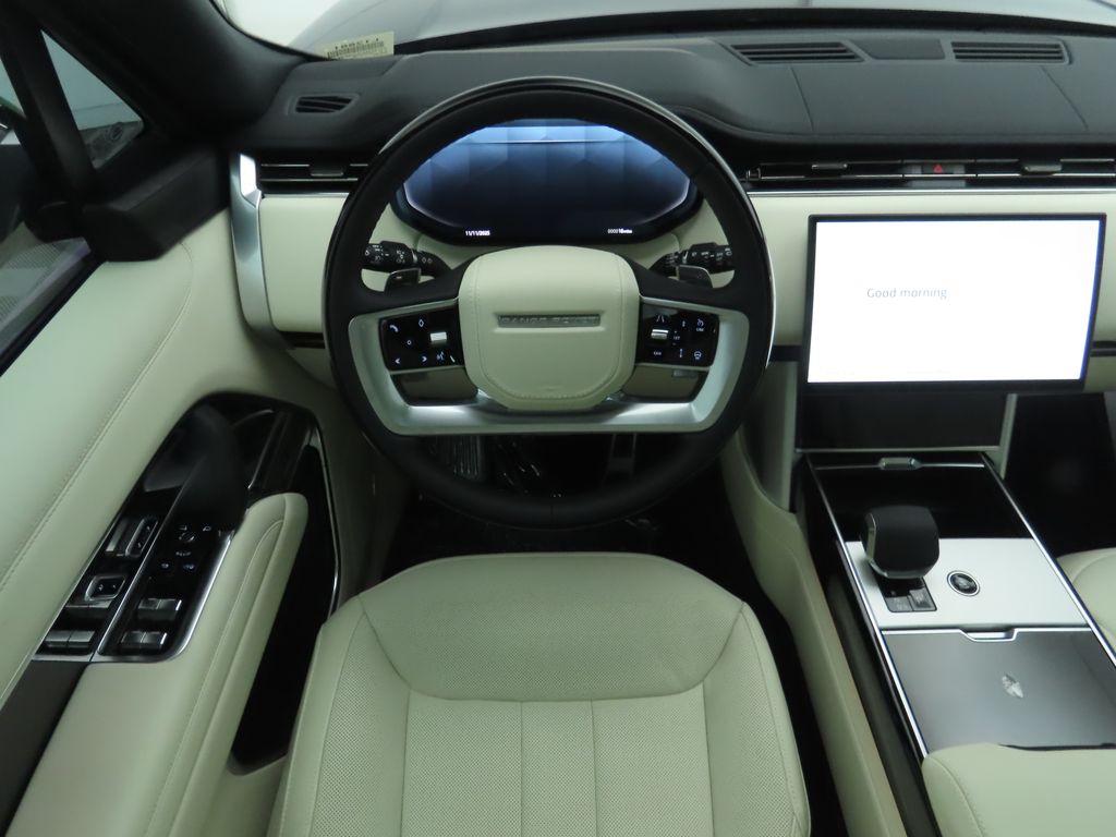 Thumbnail: 2025 Land Rover Range Rover - 11