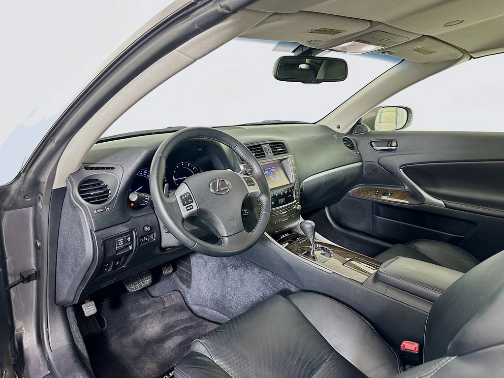 Thumbnail: 2013 Lexus IS - 9