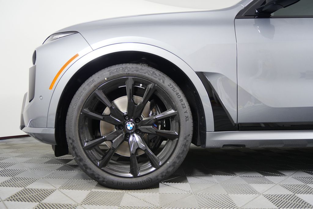 Thumbnail: 2026 BMW X7 - 7