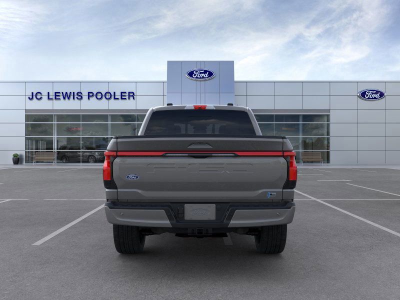 2025 Ford F-150 Lightning Platinum