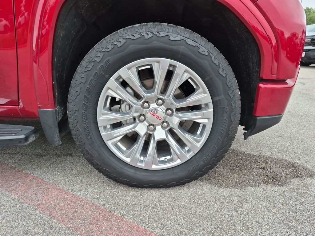 Used 2024 Red GMC Denali image 18