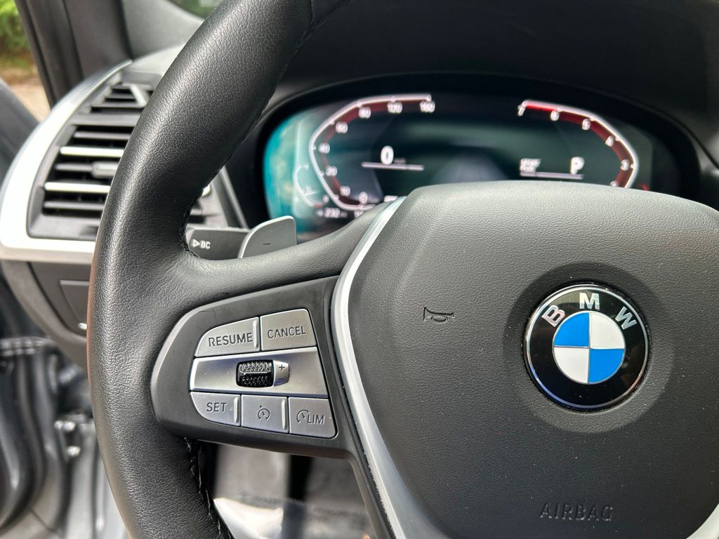 Used 2023 Gray BMW xDrive30i image 24