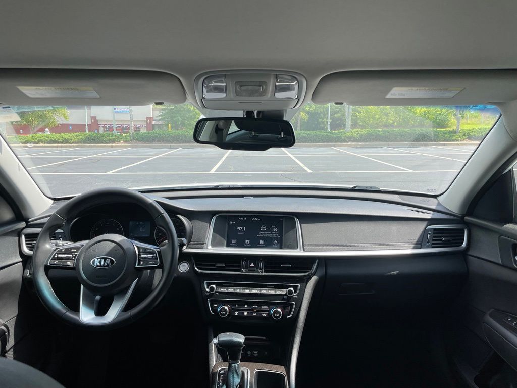 Thumbnail: 2020 Kia Optima - 5