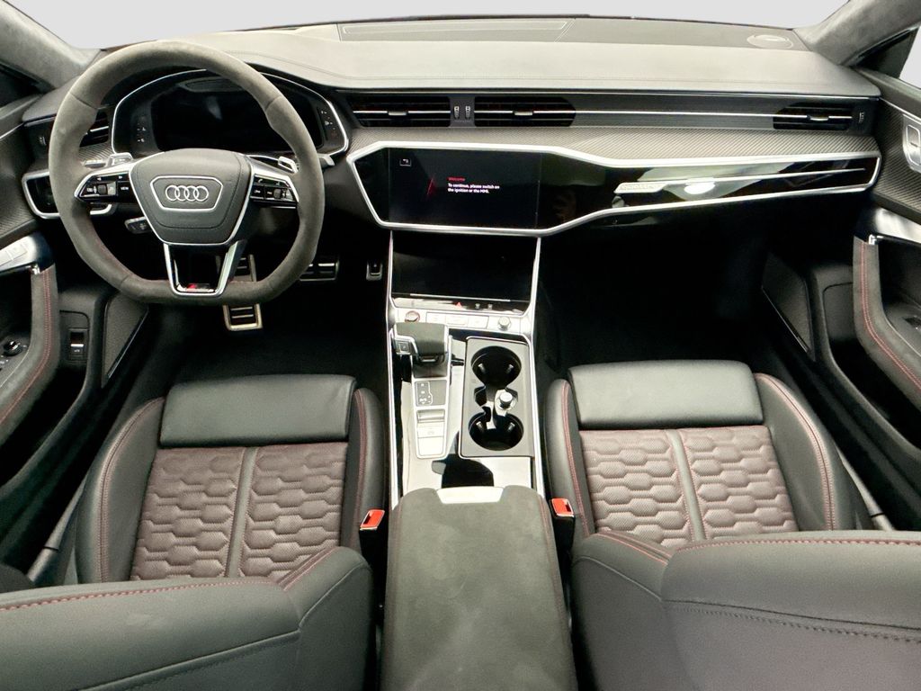 Thumbnail: 2025 Audi RS 7 - 13