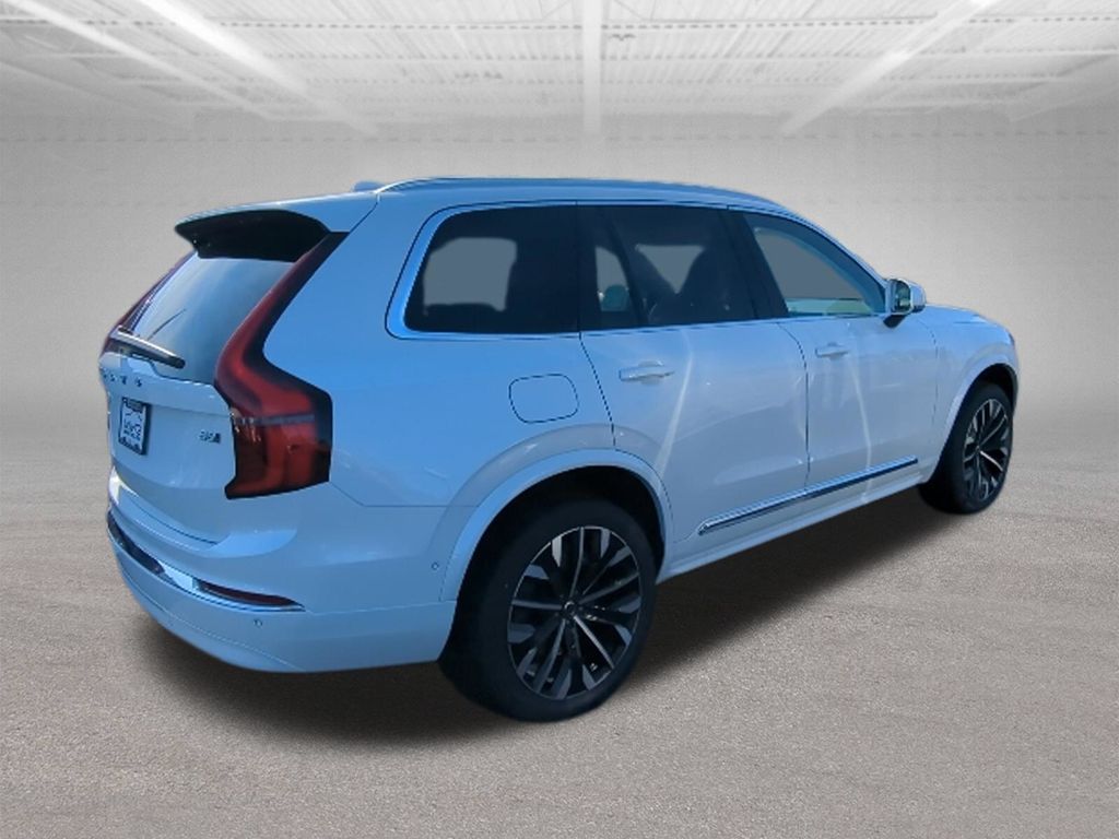 2026 Volvo XC90 Ultra - Photo 8