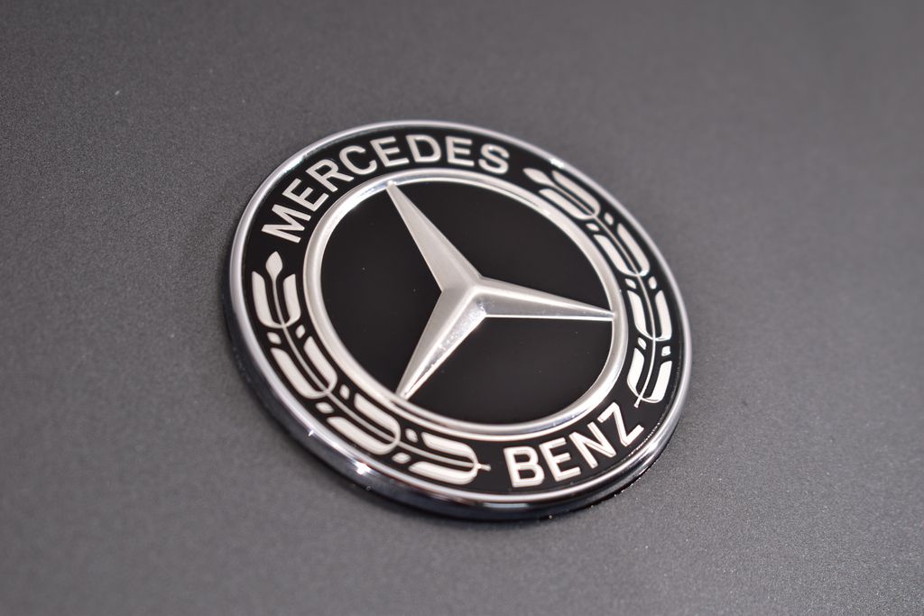 Thumbnail: 2018 Mercedes-Benz C-Class - 10