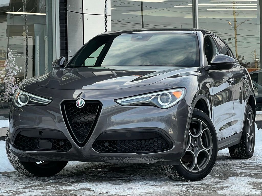 2023 Alfa Romeo Stelvio Sprint RWD