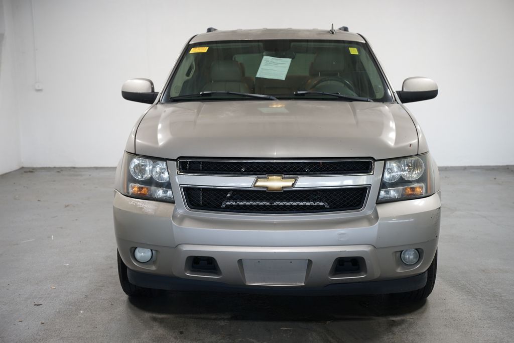 Thumbnail: 2007 Chevrolet Tahoe - 2