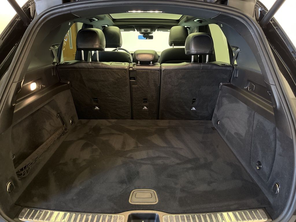 Thumbnail: 2022 Mercedes-Benz GLE - 28