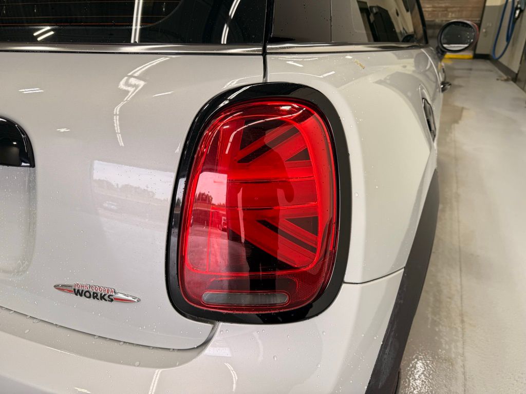 Thumbnail: 2022 MINI Cooper - 5