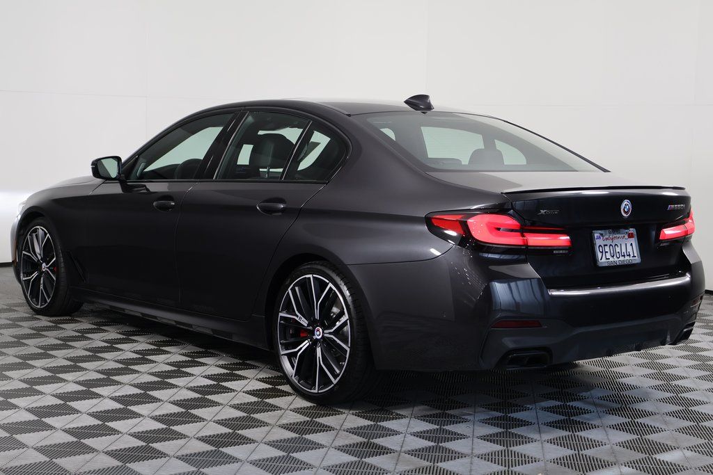 Thumbnail: 2023 BMW 5 Series - 6