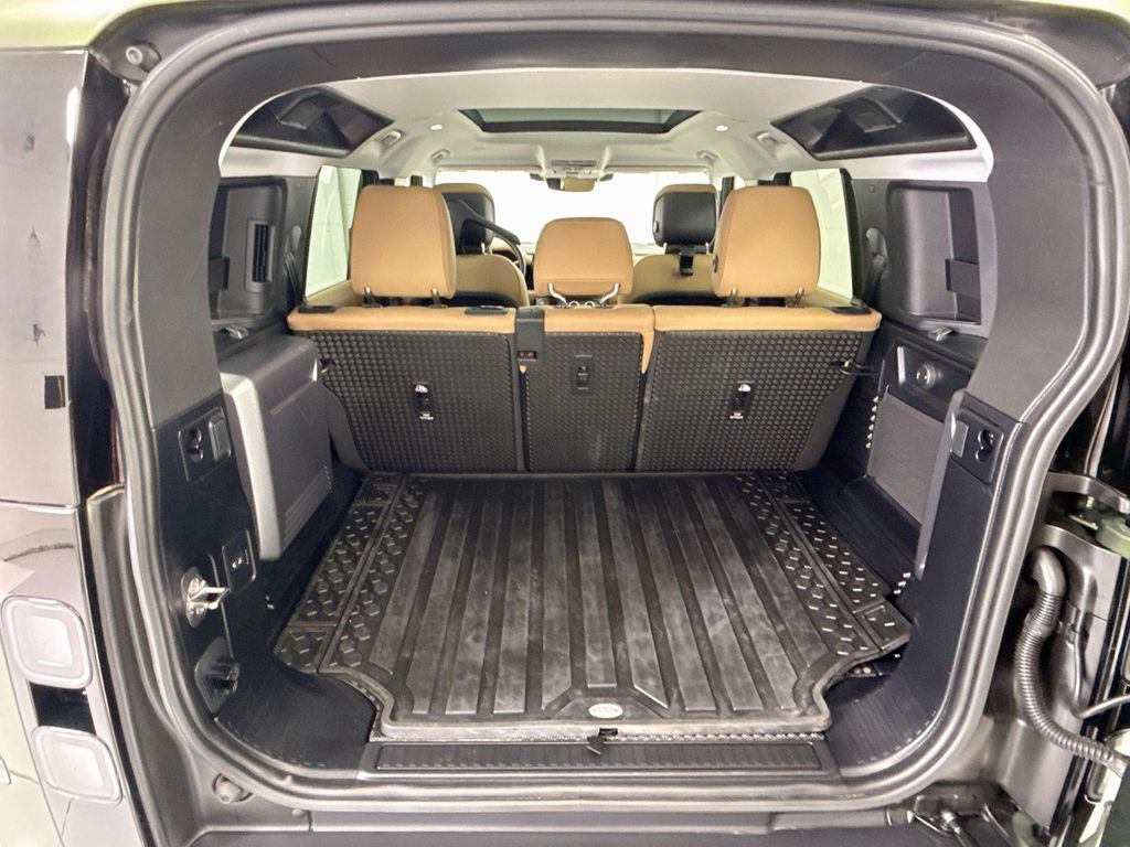 Thumbnail: 2026 Land Rover Defender - 27