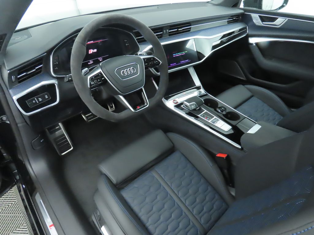 Thumbnail: 2025 Audi RS 7 - 10