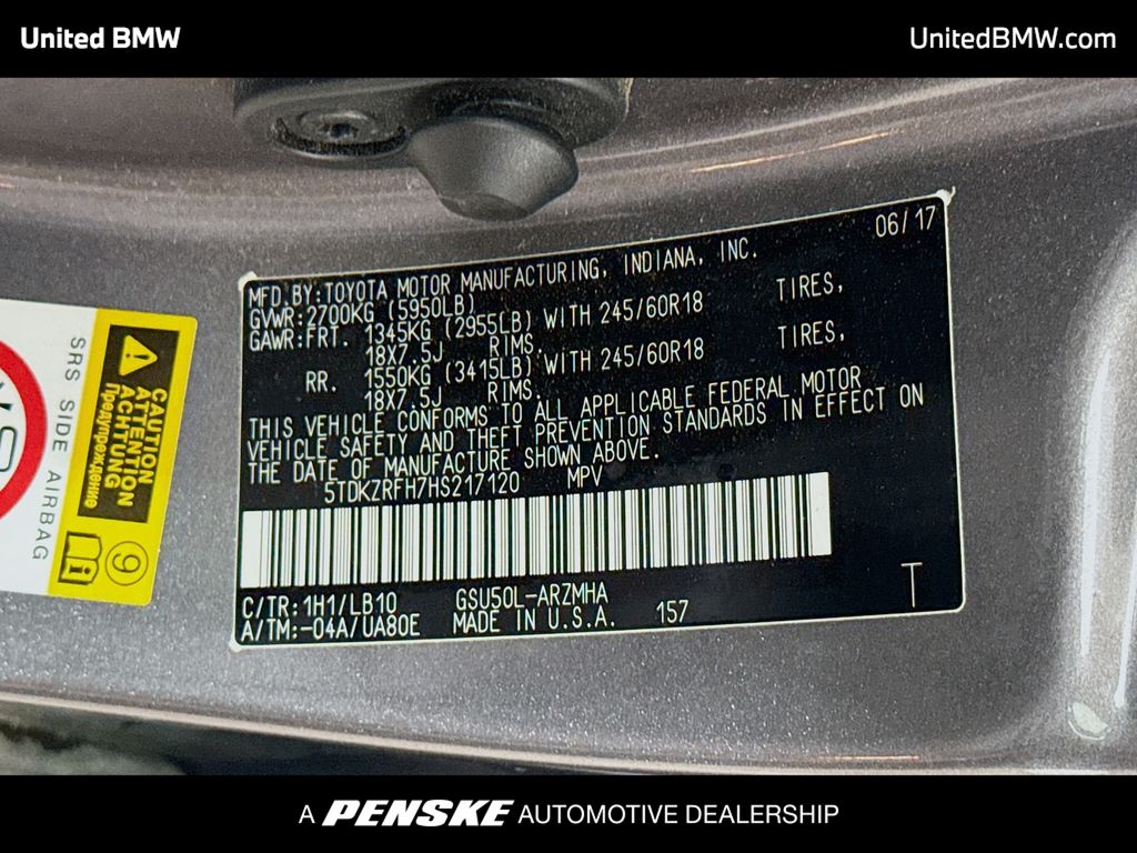 Thumbnail: 2017 Toyota Highlander - 16