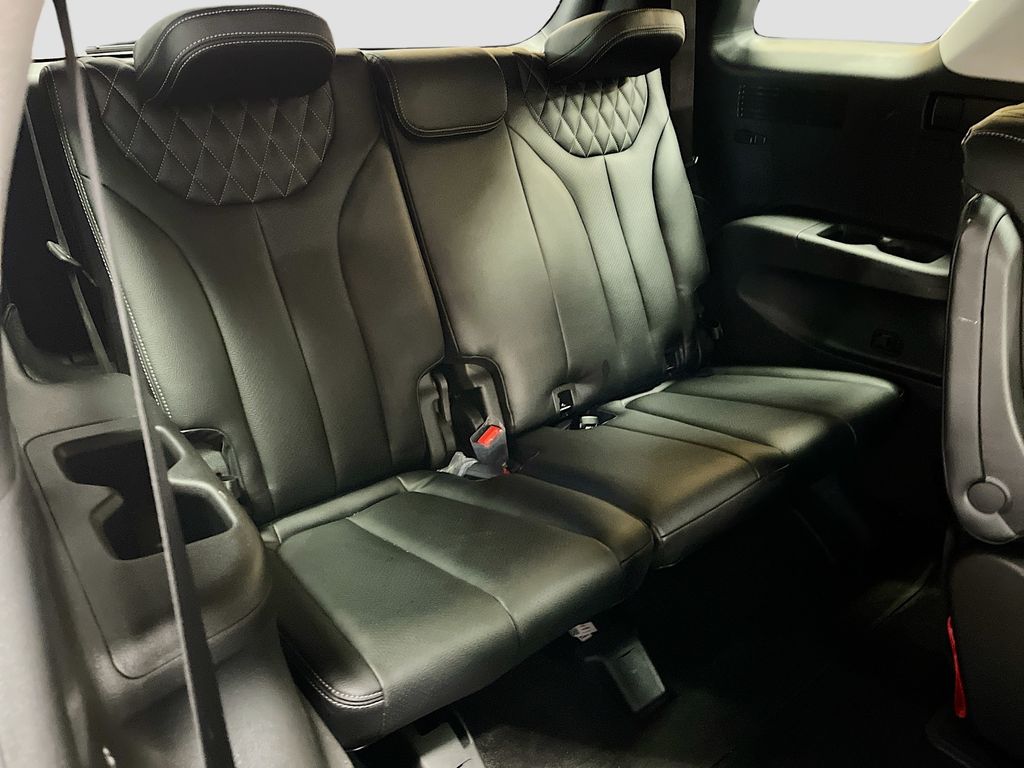 Used 2022 Abyss Black Pearl Hyundai SEL image 27