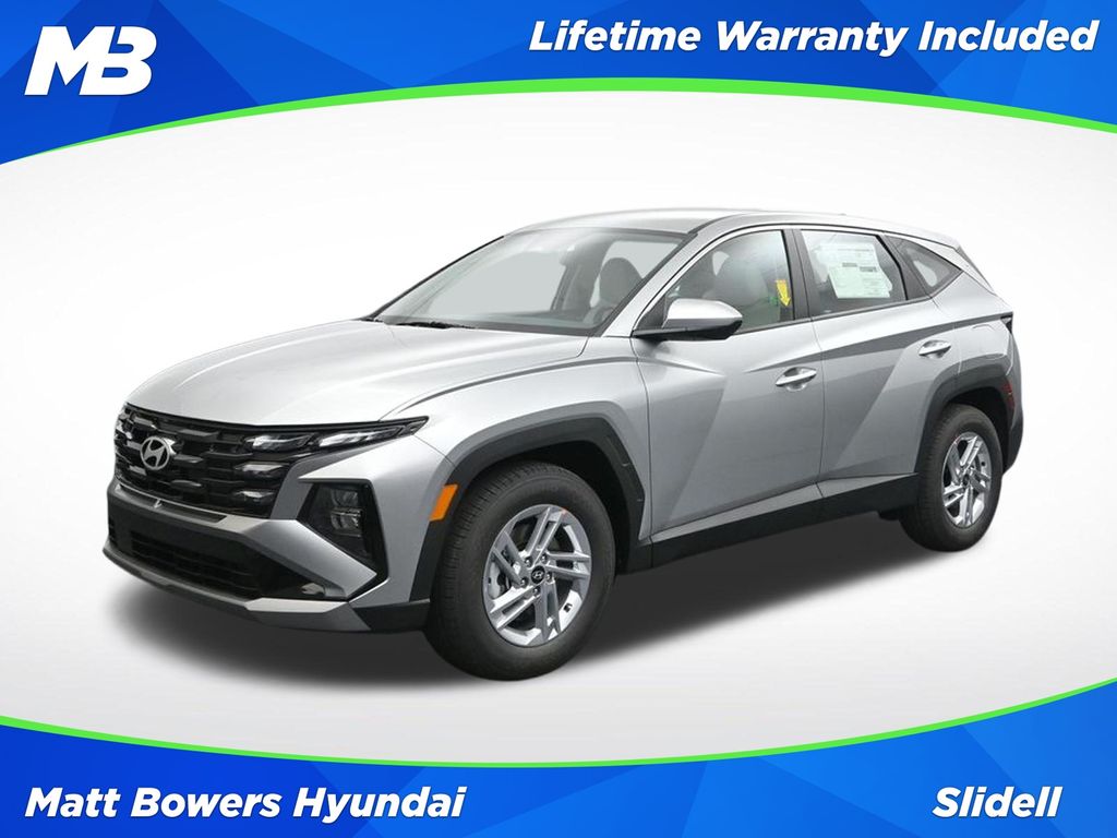 Shimmering Silver 2026 Hyundai Tucson SUV / Crossover Front-Wheel Drive 8-Speed Automatic
