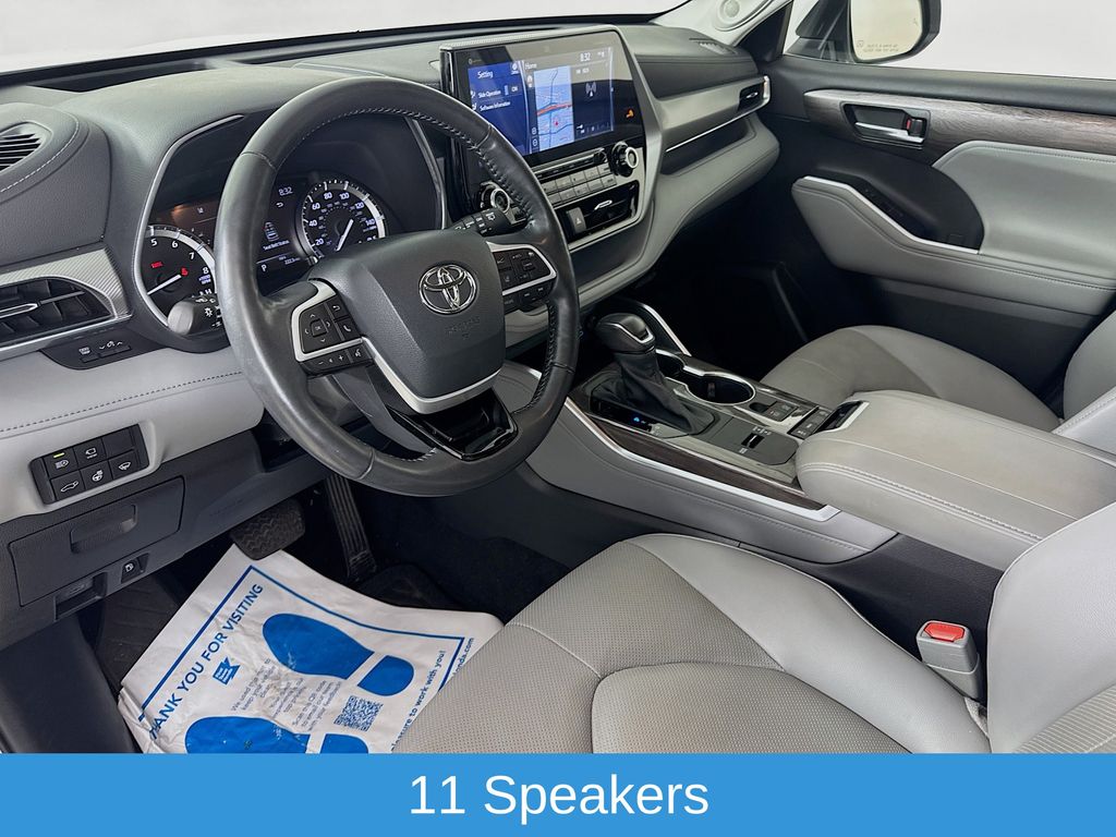 Used Car 2022 Toyota Highlander  Platinum For Sale Under $50,000 In Austin, Texas