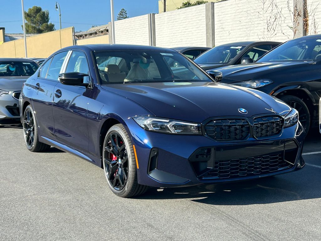 Thumbnail: 2026 BMW 3 Series - 2