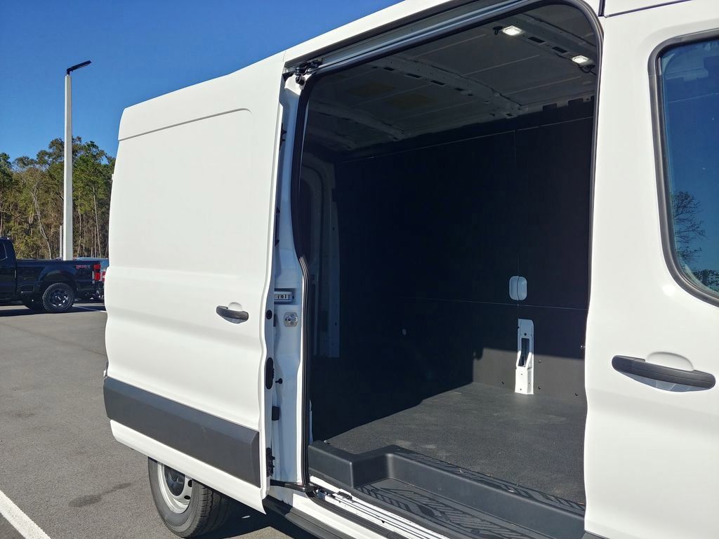 2024 Ford Transit 250