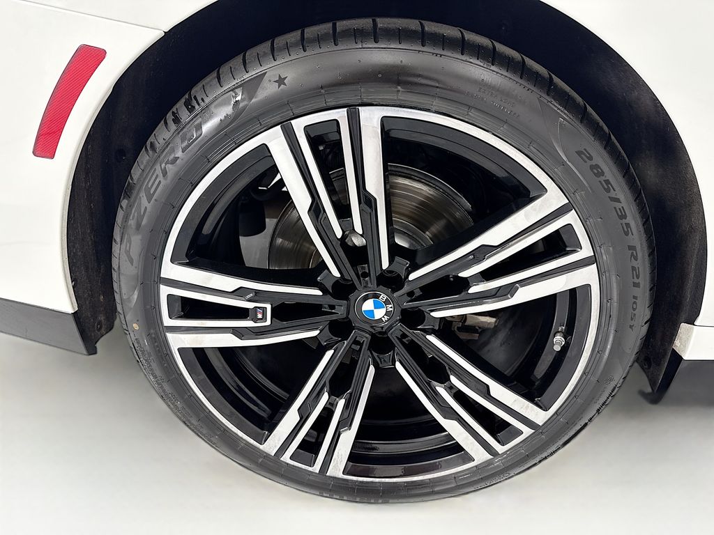 Thumbnail: 2023 BMW 7 Series - 31