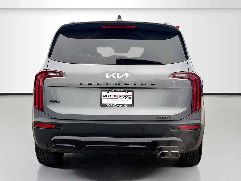 Used 2022 Silver Kia SX image 6