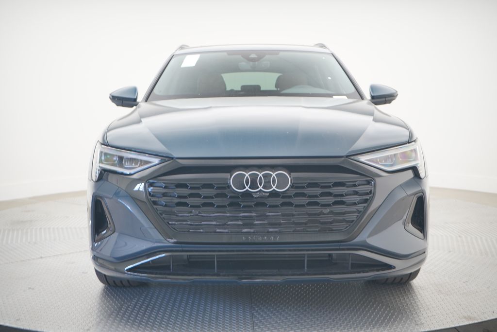 2024 Audi Q8 e-tron  5