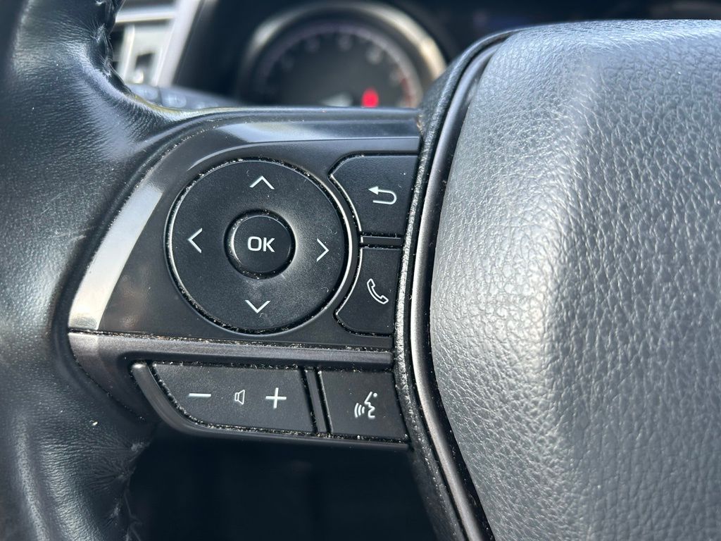 2021 Toyota Camry SE 25