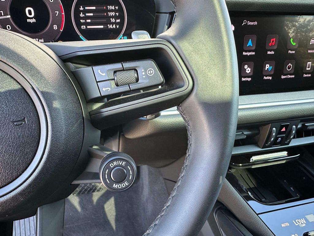 Thumbnail: 2025 Porsche Cayenne - 15