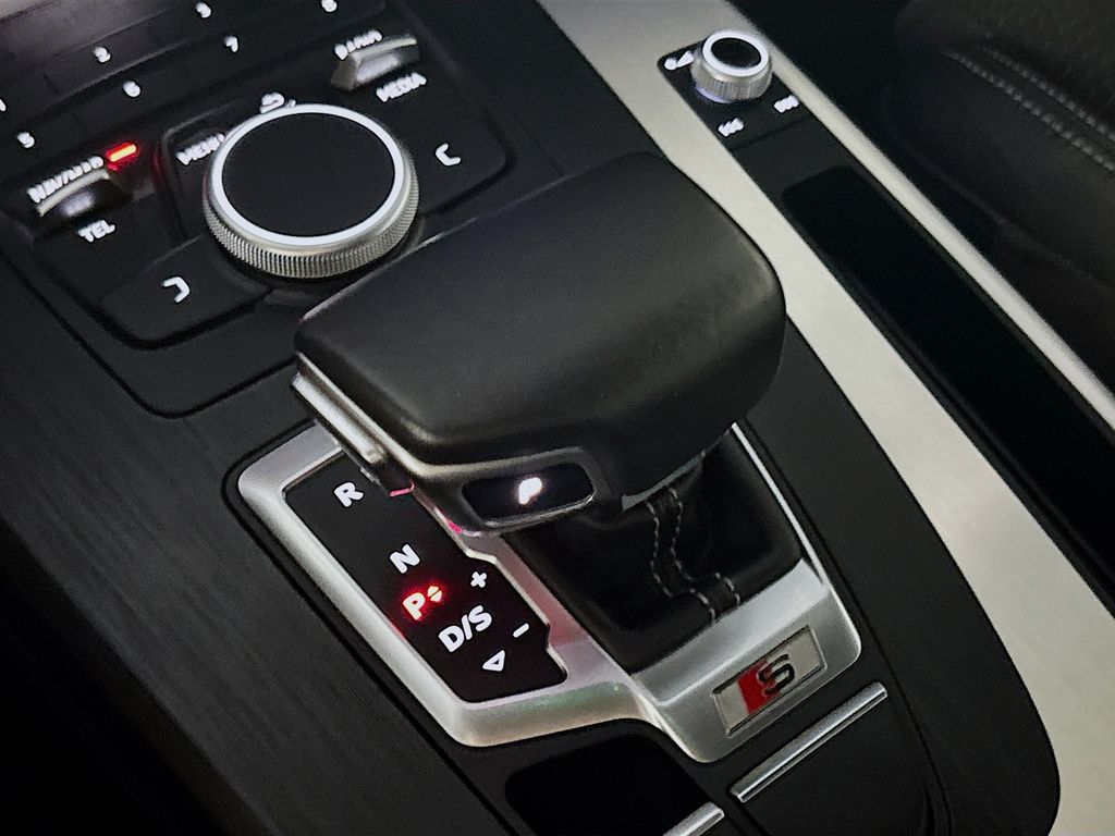 2020 Audi SQ5 Premium