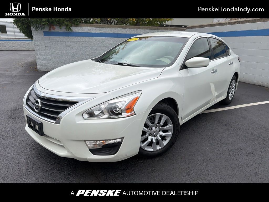 2015 Nissan Altima S -
                  Indianapolis, IN
