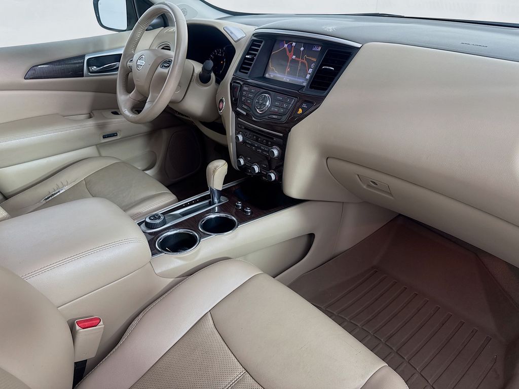 Used Car 2015 Nissan Pathfinder  Platinum For Sale Under $12,000 In Austin, Texas