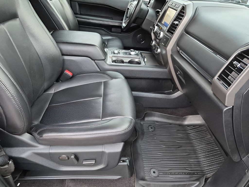 Used Car 2020 Ford Expedition Max  Xlt For Sale Under $25,000 In Austin, Texas